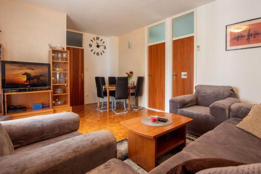 Boka Apartment Solin Exterior photo